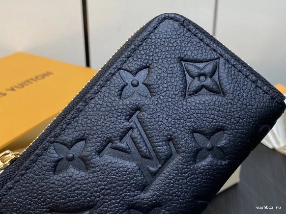 WIS LOUIS WALLET-11*7*1.5cm Noa VUITTON 0801